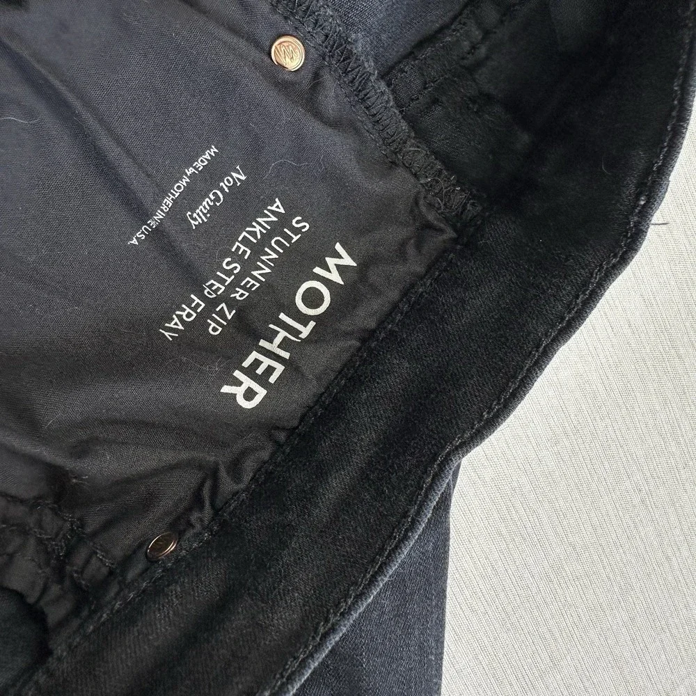 Mother Stunner Zip Ankle Step Fray Jeans Size 31 Black USA Not Guilty Wash - Picture 10 of 13